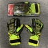 Вратарские перчатки Reusch зеленые