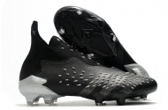 Детские футбольные бутсы Adidas Predator Freak+ FG черные Детские футбольные бутсы Adidas Predator Freak+ FG черные