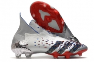 Детские футбольные бутсы Adidas Predator Freak+ FG серые Детские футбольные бутсы Adidas Predator Freak+ FG серые