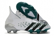 Детские футбольные бутсы Adidas Predator Freak+ FG белые Детские футбольные бутсы Adidas Predator Freak+ FG белые